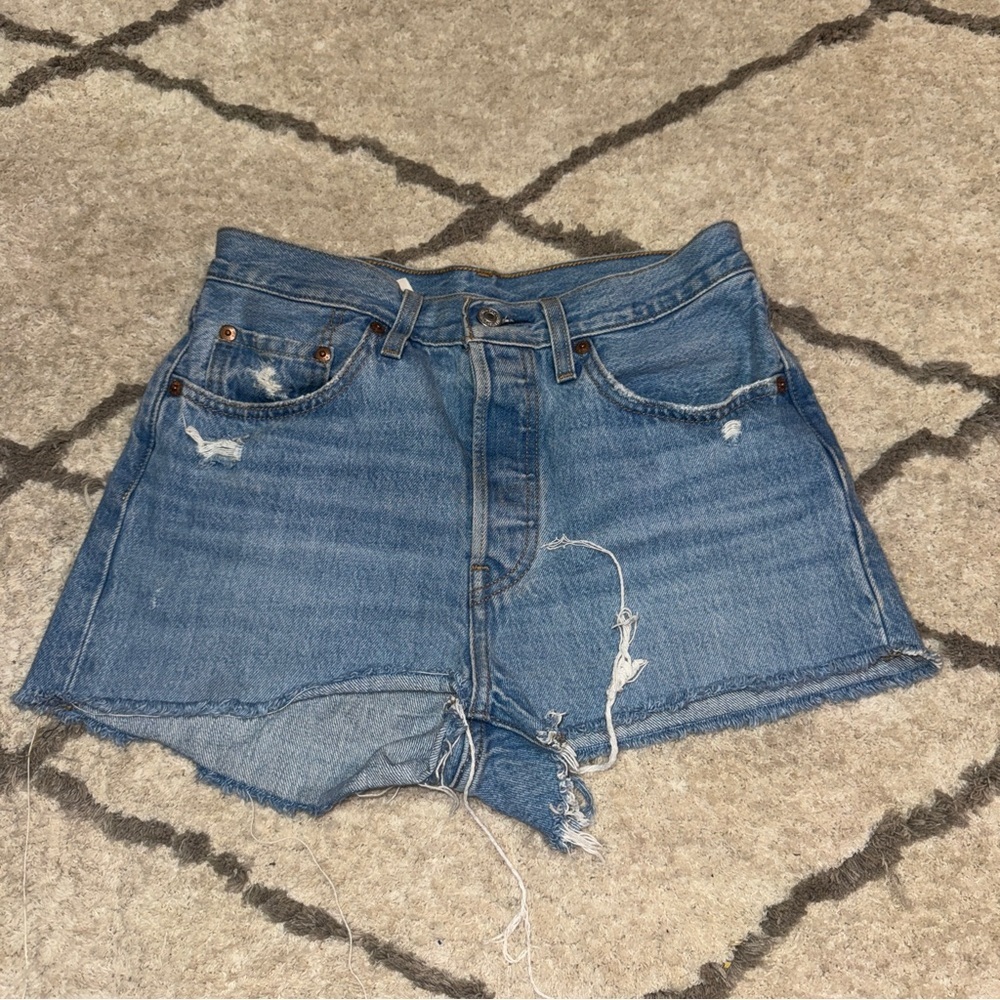 Levi’s 501 High‑Rise Jean Shorts Women 26 Blue EUC [SKU:050]